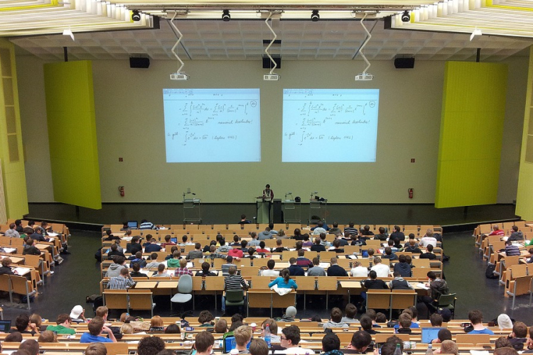 Folytatódik a felsőoktatás megújítása