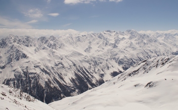 A klímaváltozás az Alpok legtöbb gleccserjét fenyegeti
