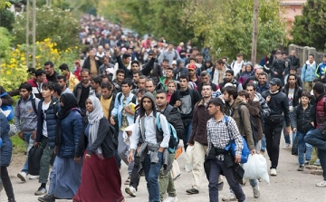 Illegális bevándorlás - Több mint 391 ezer migráns lépte át tavaly a határt