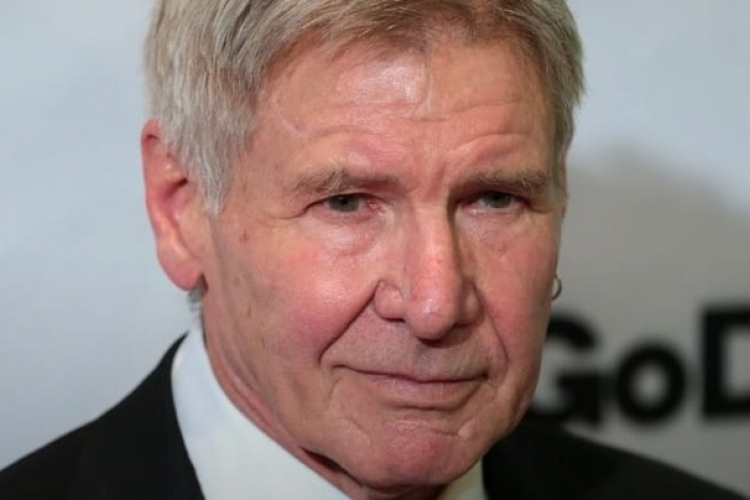 Harrison Ford köszöntött egy nyugdíjba vonuló londoni tűzoltót
