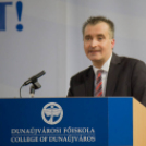  Diploma- és igazolás átadó