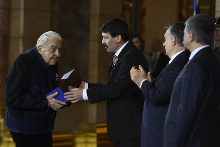 Átadták a Kossuth-díjakat nemzeti ünnepünk alkalmából