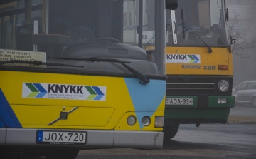 Lángra kapott buszok Székesfehérváron és Dunaújvárosban