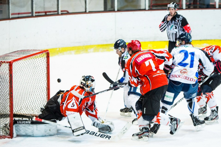 Sima DAB-siker a rangadón