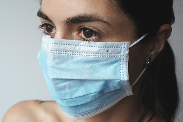 Kötelező a maszkviselés a kormányablakokban hétfőtől