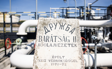 Zelenszkij: Ukrajna tavasszal befejezi a Barátság kőolajvezeték javítását