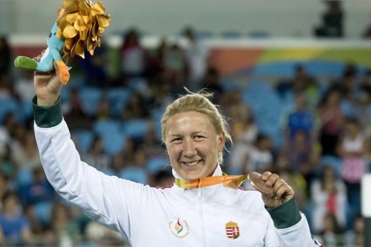 Paralimpia 2016 - Krajnyák Zsuzsanna bronzérmes tőrben