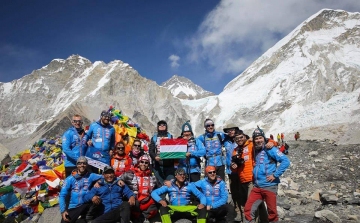 Elérte a Magyar Everest Expedíció az alaptábort