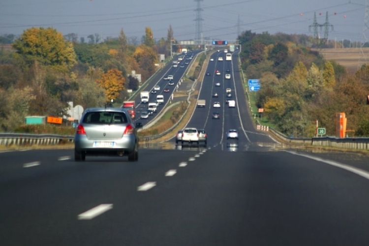 Megszűnt a forgalomkorlátozás az M7-es autópályán