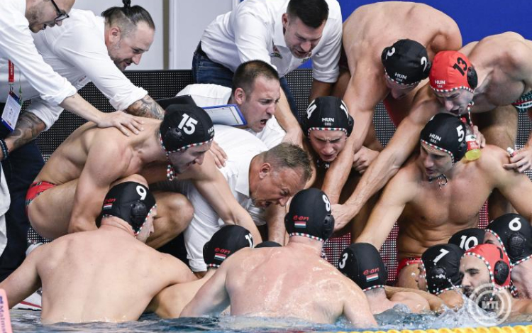 Vizes vb - A címvédő horvátokat kiütve elődöntős a férfi vízilabda-válogatott