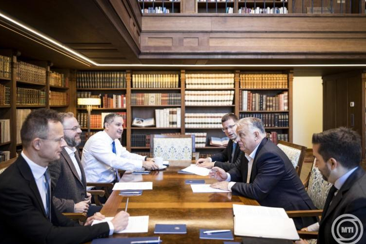 Orbán Viktor szerint Brüsszelben nagy a baj