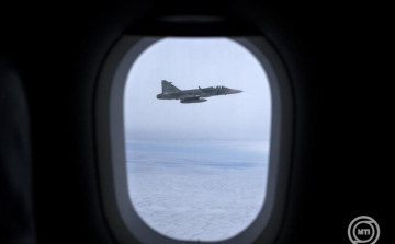 Húsz éles bevetésen vett részt a baltikumban a magyar légierő