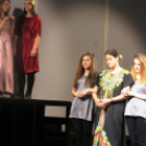 Holdbéli csónakok - részlet