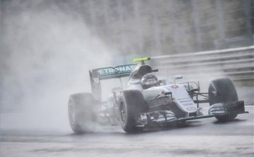 Magyar Nagydíj - Rosbergé a pole pozíció a kaotikus időmérőn
