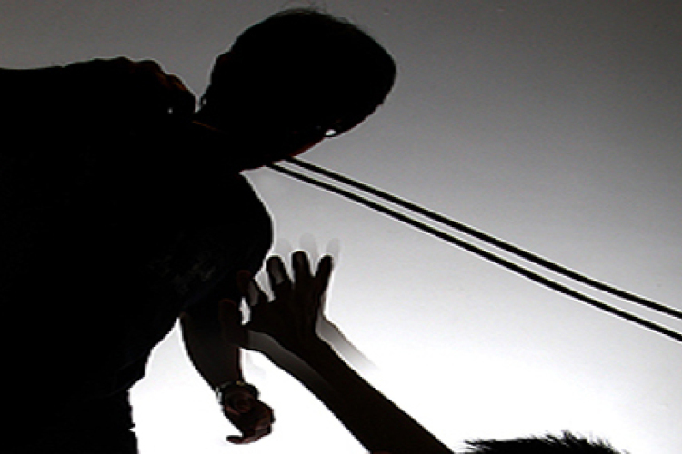 Ideges volt, ezért ütött