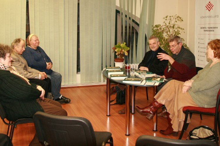 Macskákról nem csak macskabarátoknak